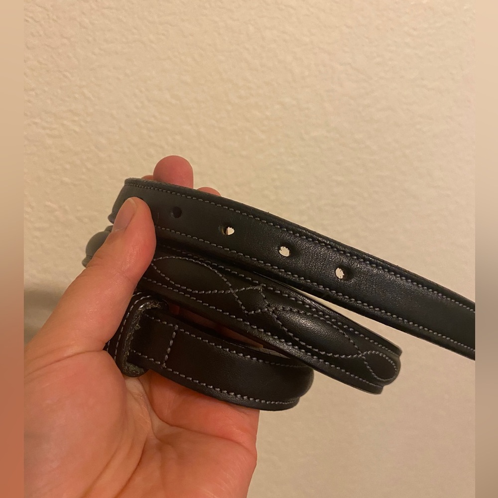 Tory English Bridle Leather Belt, size 30, black with gold buckle